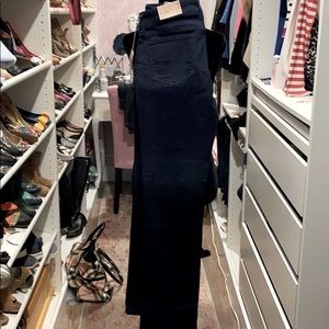 NYDJ Marilyn Straight indigo jeans. NYT!